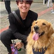 Divertido y apasionado por el arte. Estoy apto a enseñar a cualquier uno.